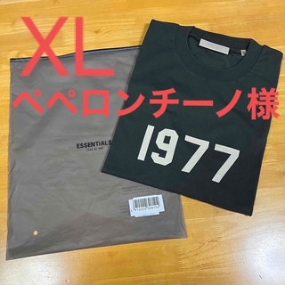 フィアオブゴッド(FEAR OF GOD)の新品 FOG ESSENTIALS 1977 XL Tシャツ　(Tシャツ/カットソー(半袖/袖なし))