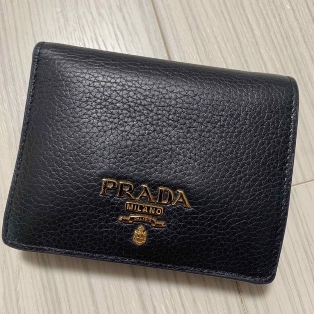 PRADA(プラダ)のPRADA プラダ 財布 二つ折り レディースのファッション小物(財布)の商品写真