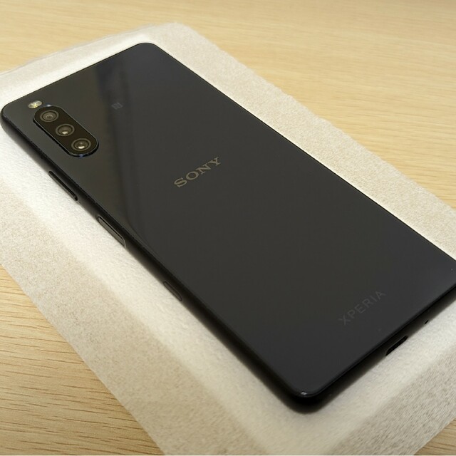 SONY(ソニー)のXperia 10 iii Lite 64GB ブラック SIMフリー 中古 スマホ/家電/カメラのスマートフォン/携帯電話(スマートフォン本体)の商品写真