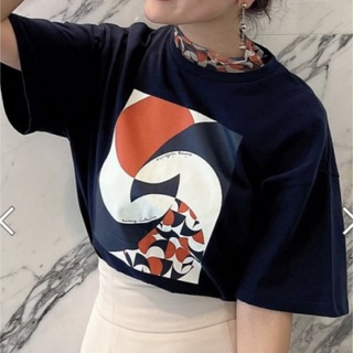 エイミーイストワール(eimy istoire)の新品　eimy circular art プリントTシャツ ネイビー(Tシャツ(半袖/袖なし))