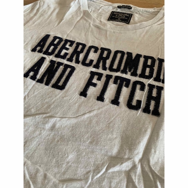 Abercrombie&Fitch(アバクロンビーアンドフィッチ)のAbercrombie&Fitch　アバクロンビー&フィッチ　Tシャツ　XS キッズ/ベビー/マタニティのキッズ服男の子用(90cm~)(Tシャツ/カットソー)の商品写真