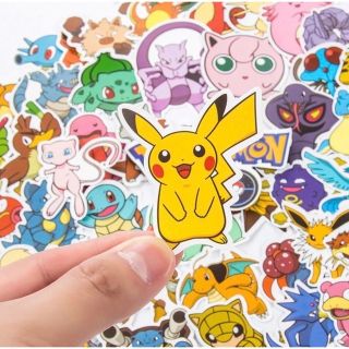 ポケモン(ポケモン)の防水ステッカーシール ポケモン☆フレークシール♡100枚☆PVC加工☆(シール)