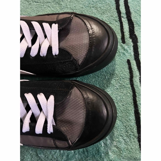 NIKE(ナイキ)のOFF-WHITE × NIKE BLAZER STUDIO MID メンズの靴/シューズ(スニーカー)の商品写真