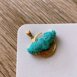 天然無処理 ターコイズ トルコ石 鷹とお月様 ペンダント