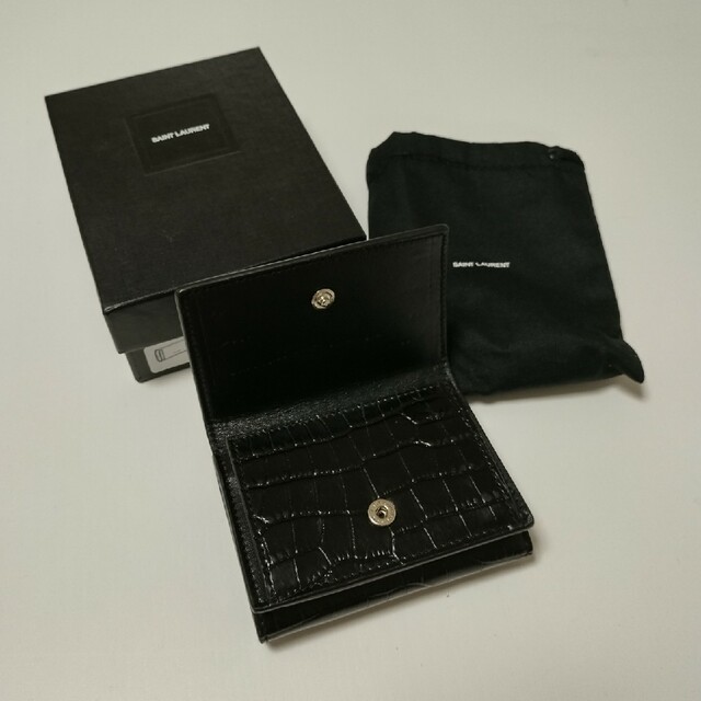 Saint Laurent(サンローラン)のサンローラン ミニ財布 クロコダイル ブラック 手のひらサイズ レディースのファッション小物(財布)の商品写真