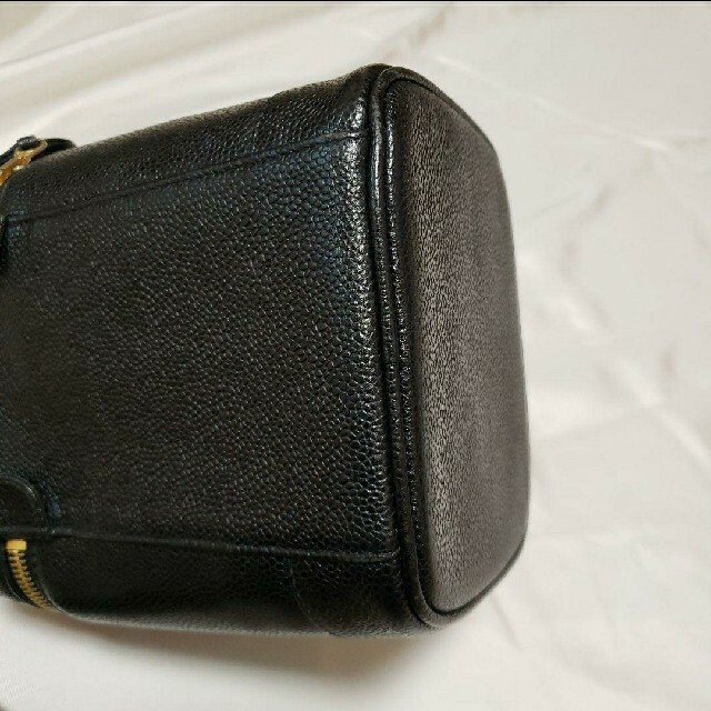 CHANEL(シャネル)のシャネル　 キャビアスキン 　バニティバッグ 　ココマーク 　ポーチ ブラック レディースのバッグ(その他)の商品写真
