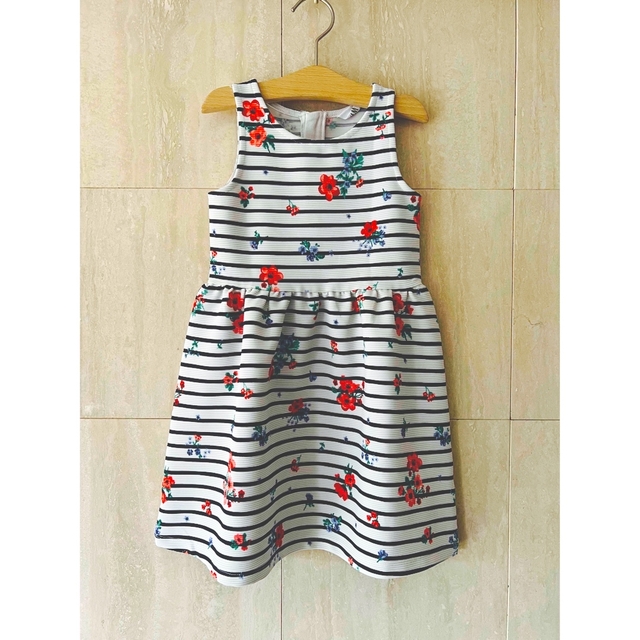 H&M ワンピース　女の子　夏　サマーワンピース　キッズ　1歳 キッズ/ベビー/マタニティのキッズ服女の子用(90cm~)(ワンピース)の商品写真