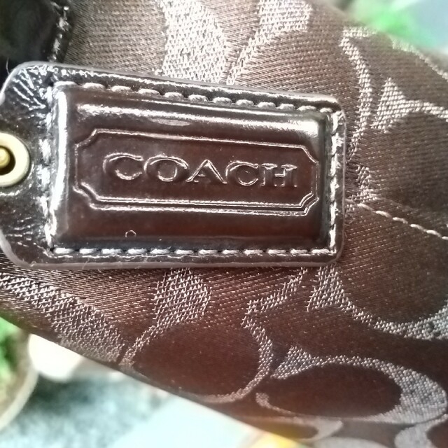 COACH(コーチ)の極美品   コーチ   シグネチャー  ミニバッグ  ミニショルダー レディースのバッグ(ショルダーバッグ)の商品写真