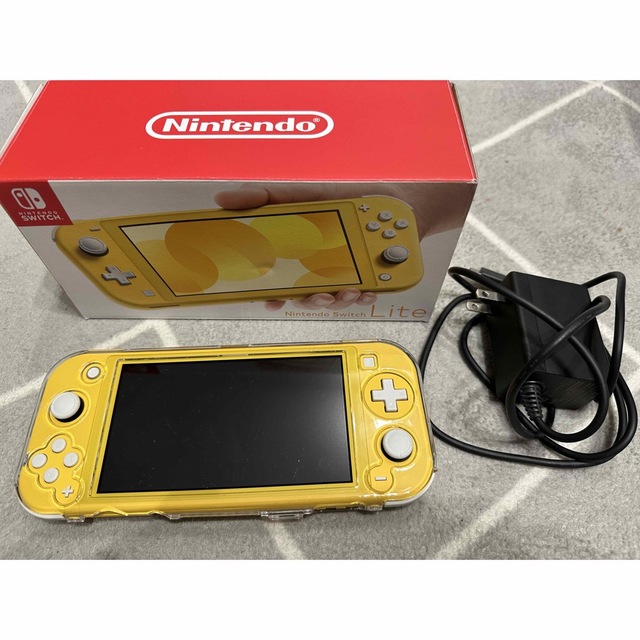 NINTENDO SWITCH LITE スイッチライト　イエロー　美品