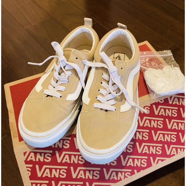 VANS(ヴァンズ)の試し履き程度　バンズ　vansスニーカー　22cm キッズ/ベビー/マタニティのキッズ靴/シューズ(15cm~)(スニーカー)の商品写真