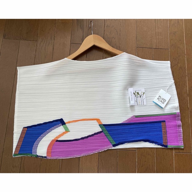 PLEATS PLEASE ISSEY MIYAKE - おまけつき！新品タグつきプリーツ