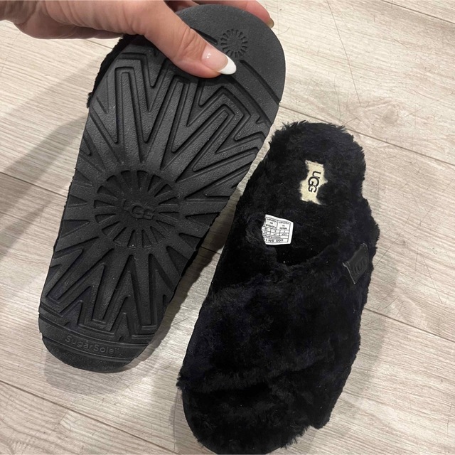 新品未使用　UGG ファズシュガースライドクロス　サンダル