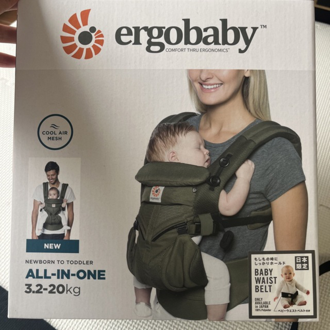 Ergobaby(エルゴベビー)のエルゴ  オムニ360 カーキグリーン　メッシュ キッズ/ベビー/マタニティの外出/移動用品(抱っこひも/おんぶひも)の商品写真