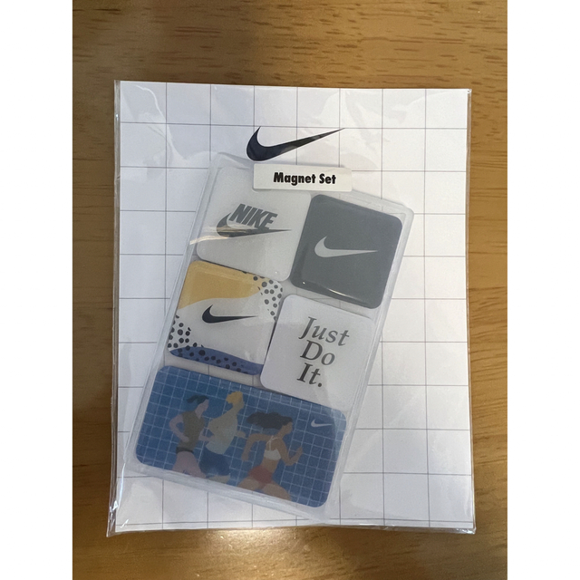 NIKE(ナイキ)の非売品　NIKE マグネット エンタメ/ホビーのコレクション(ノベルティグッズ)の商品写真