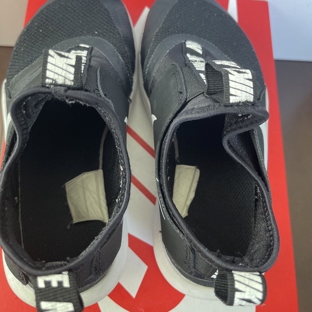 NIKE(ナイキ)のスニーカー　NIKE FLEX RUNNER 20センチ キッズ/ベビー/マタニティのキッズ靴/シューズ(15cm~)(スニーカー)の商品写真