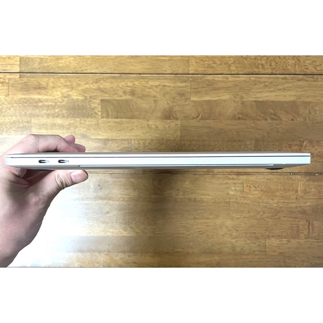 Apple(アップル)のMacBook Pro (Retina, 15-inch, 2017) シルバー スマホ/家電/カメラのPC/タブレット(ノートPC)の商品写真