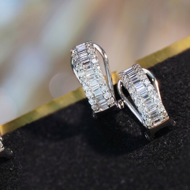 天然ダイヤモンドピアス0.5ct k18の通販 by 天然ダイヤモンド&パール's