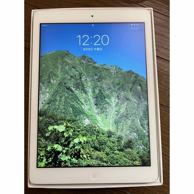 iPad(アイパッド)の iPad  air 第1世代　16GB Wi-Fi+セルラー　KDDI スマホ/家電/カメラのPC/タブレット(タブレット)の商品写真