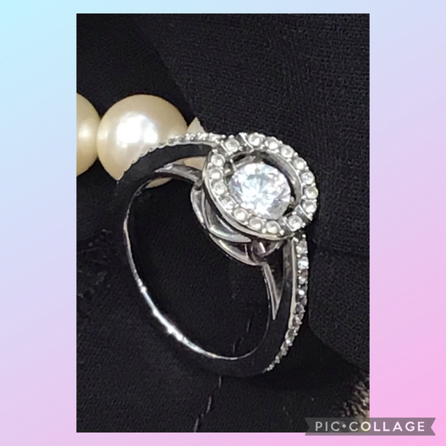 SWAROVSKI(スワロフスキー)の💗　スワロフスキー　　リング　52 レディースのアクセサリー(リング(指輪))の商品写真