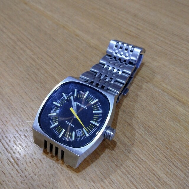 DIESEL(ディーゼル)のDIESEL 腕時計［箱無し] メンズの時計(腕時計(アナログ))の商品写真