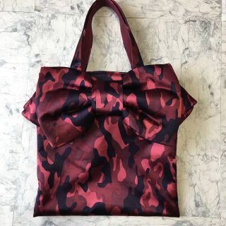 美品】MUGUET ミュゲ ビッグリボン 総柄 トートバッグの通販 by てっか