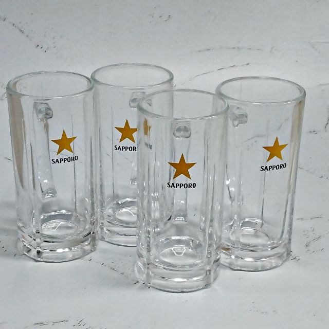 サッポロ(サッポロ)のSAPPORO 黄色星/ビールジョッキ/4個/サッポロビール インテリア/住まい/日用品のキッチン/食器(アルコールグッズ)の商品写真