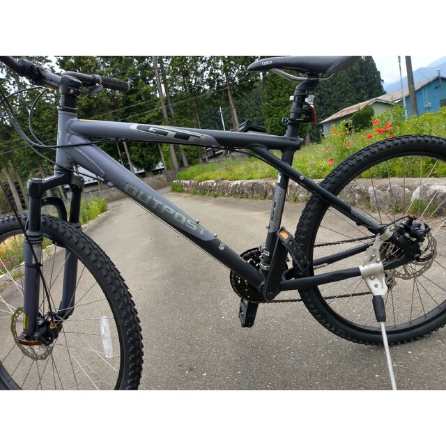 MTB GT OUTPOST DISC マウンテンバイク ジーティー