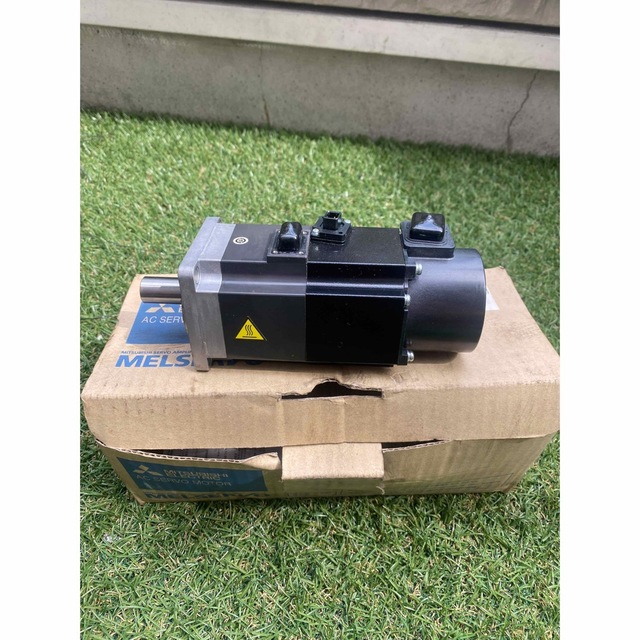 3F100027 三菱サーボモーターHF-KP23BJW04-S6保証付き 3F100027 三菱サーボモーターHF-KP23BJW04-S6保証付き