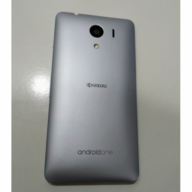 京セラ(キョウセラ)の6191 Ymobile androidone S2 スマートフォン ホワイト スマホ/家電/カメラのスマートフォン/携帯電話(スマートフォン本体)の商品写真