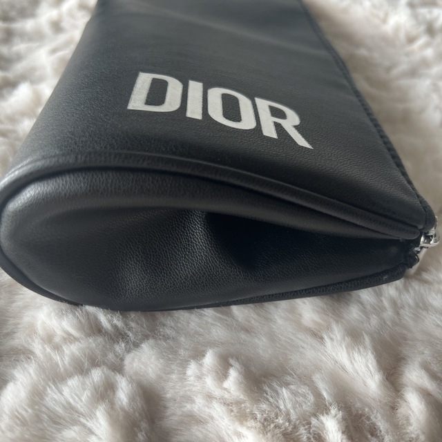 Christian Dior(クリスチャンディオール)のDIOR⭐️ポーチ　ブラック　未使用 レディースのファッション小物(ポーチ)の商品写真