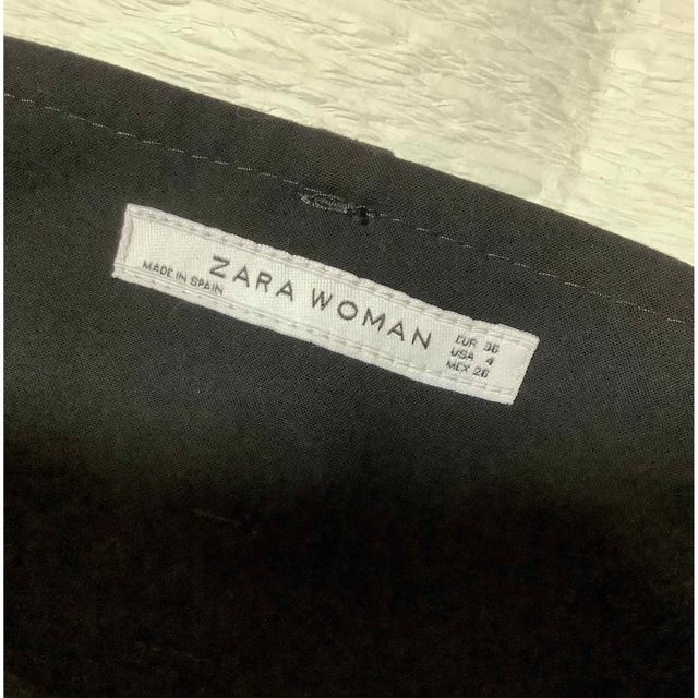 ZARA(ザラ)の【ZARA】ベルト付き膝丈フレアスカート レディースのスカート(ひざ丈スカート)の商品写真