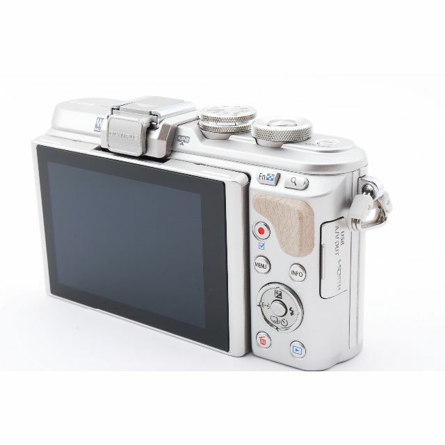 S数762回】オリンパス OLYMPUS PEN E-PL8 ボディ ホワイト S数762回】オリンパス OLYMPUS PEN E-PL8 ボディ ホワイト