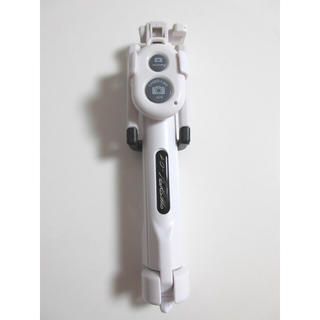 自撮り棒 三脚 リモートシャッター Bluetooth スマホホルダー ホワイト(自撮り棒)