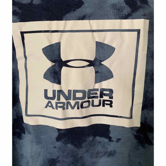 UNDER ARMOUR(アンダーアーマー)のアンダーアーマー　Tシャツ 総柄(ブルー)  MD メンズのトップス(Tシャツ/カットソー(半袖/袖なし))の商品写真