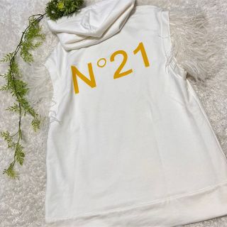 N21 ヌメロ ノースリーブ プルオーバー パーカー オーストリッチ-