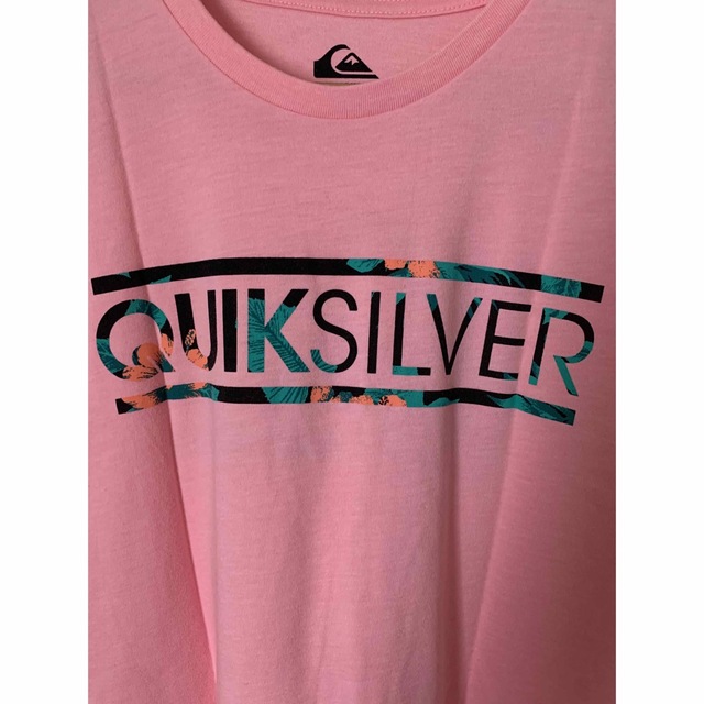 QUIKSILVER(クイックシルバー)のQuiksilver クイックシルバー　ピンクTシャツ   L メンズのトップス(Tシャツ/カットソー(半袖/袖なし))の商品写真