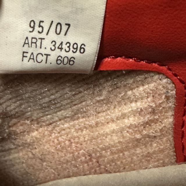 adidas(アディダス)の95年製 アディダス  スーパースター 赤 26.5 adidas ヴィンテージ メンズの靴/シューズ(スニーカー)の商品写真
