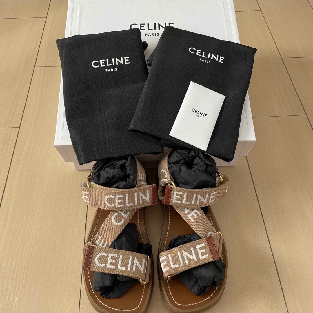 celine(セリーヌ)の新品⭐︎セリーヌ　サンダル レディースの靴/シューズ(サンダル)の商品写真