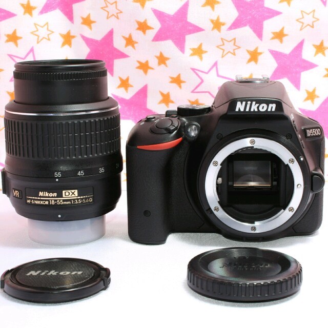 Nikon(ニコン)のWi-Fi搭載❤保証付❤軽量コンパクト❤Nikon D5500レンズキット スマホ/家電/カメラのカメラ(デジタル一眼)の商品写真