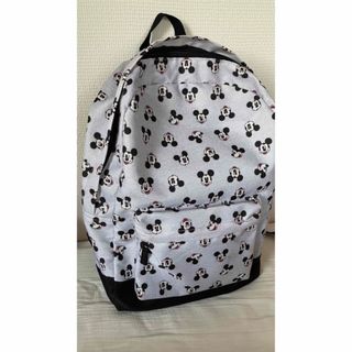 ディズニーストア♡ミッキー総柄リュック バックパック新品タグ ディズニーストア♡ミッキー総柄リュック バックパック新品タグ