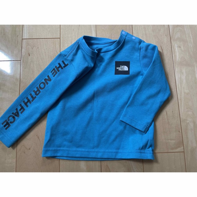 THE NORTH FACE(ザノースフェイス)の美品　ノースフェイス　トップス キッズ/ベビー/マタニティのベビー服(~85cm)(Ｔシャツ)の商品写真