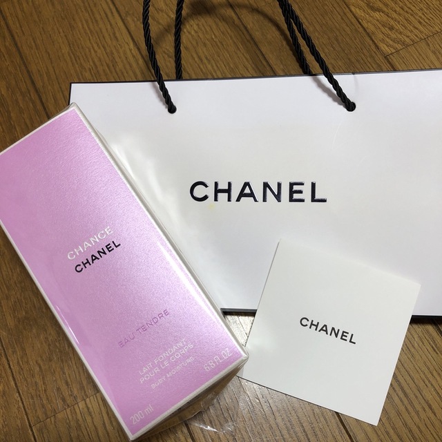 CHANEL チャンス　オータンドゥルボディーモイスチャー