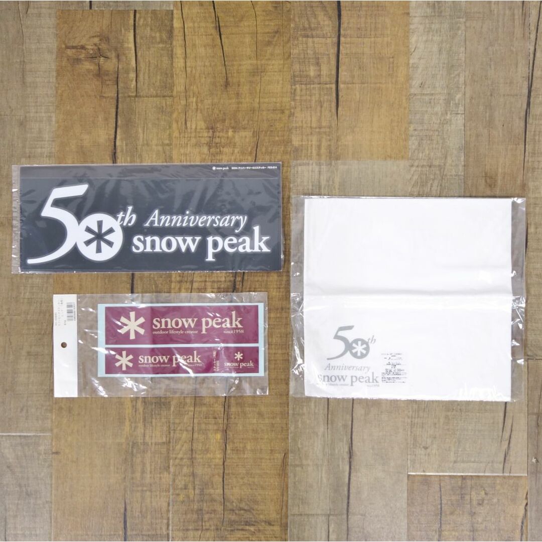 Snow Peak(スノーピーク)の未使用 廃盤 スノーピーク snowpeak 50thアニバーサリー 限定ステッカー コットン ハンカチ シール キャンプ アウトドア スポーツ/アウトドアのアウトドア(その他)の商品写真