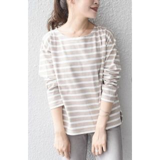 シップス(SHIPS)のシップス　ボーダー　カットソー　Tシャツ　ベージュ　長袖(Tシャツ(長袖/七分))