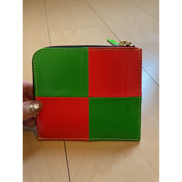 COMME des GARCONS(コムデギャルソン)の新品タグ付き　コムデギャルソン　L字ファスナーミニ財布　 レディースのファッション小物(財布)の商品写真