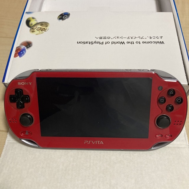 PlayStation Vita(プレイステーションヴィータ)のPlayStationVita 3G/Wi-Fiモデル コズミック・レッド限定版 エンタメ/ホビーのゲームソフト/ゲーム機本体(携帯用ゲーム機本体)の商品写真