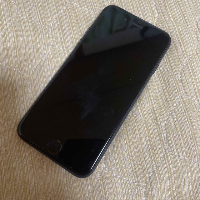 【タイムセール！】iphone SE 第2世代 64 ブラック本体スマホ/家電/カメラ