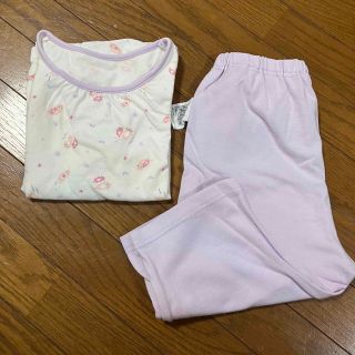 ユニクロ(UNIQLO)のパジャマ　上下セット(パジャマ)