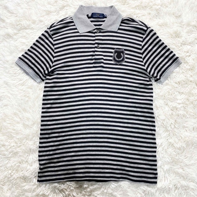 FRED PERRY(フレッドペリー)のFRED PREEY ポロシャツ　グレー　ブラック　ボーダー　サイズ M メンズのトップス(ポロシャツ)の商品写真