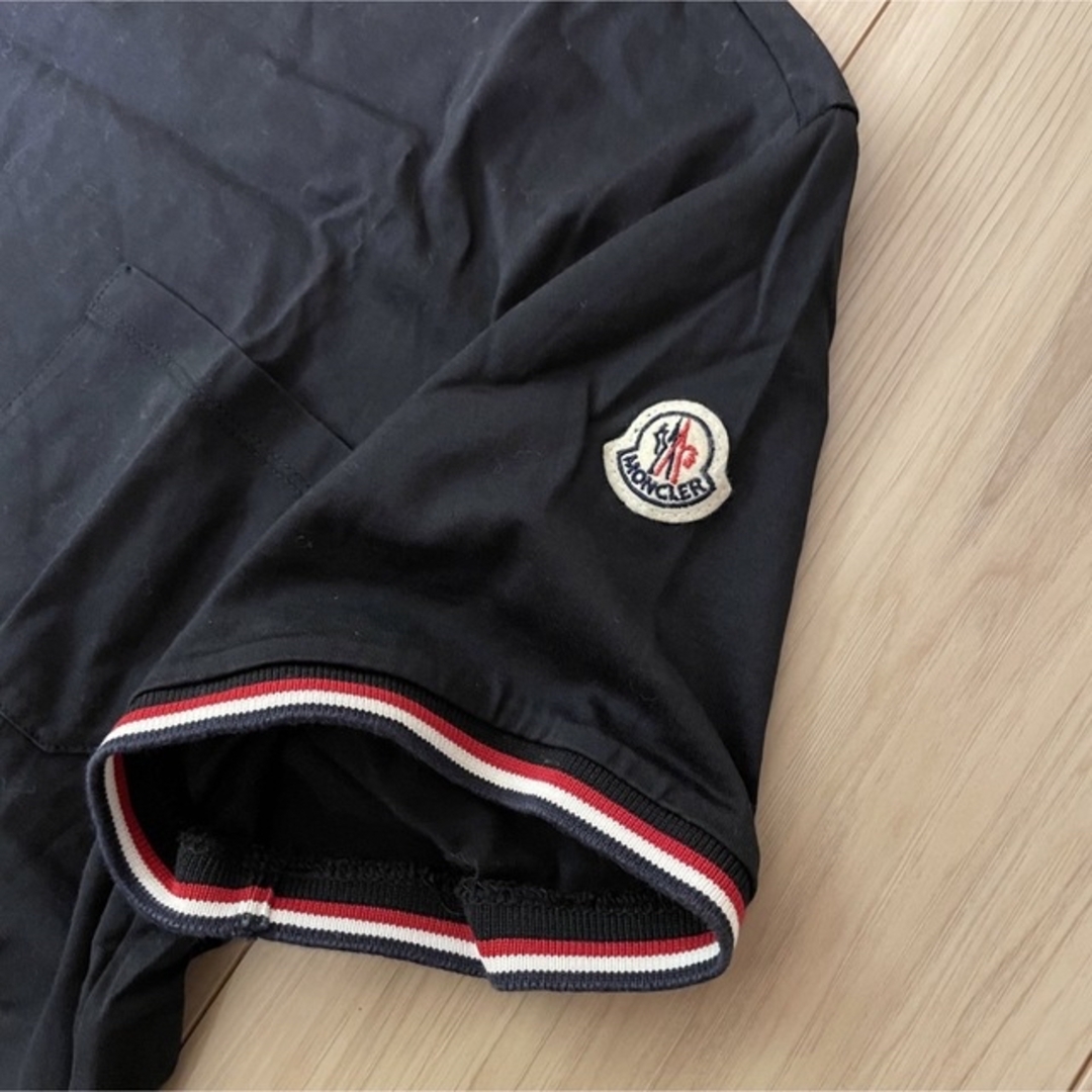 MONCLER(モンクレール)のmoncler Tシャツ ブラック S ポケT メンズのトップス(Tシャツ/カットソー(半袖/袖なし))の商品写真